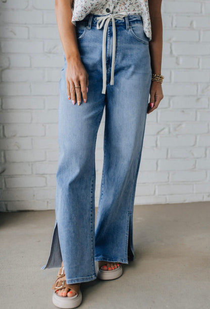 The Easy Breeze Slit Jeans