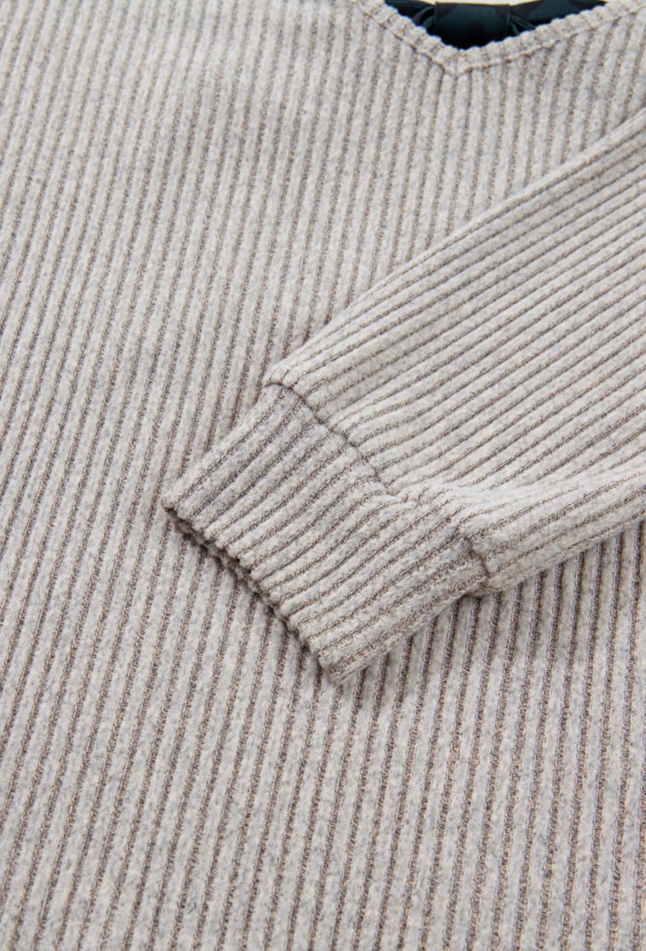 Chic Bow-Back Rib Knit Sweater