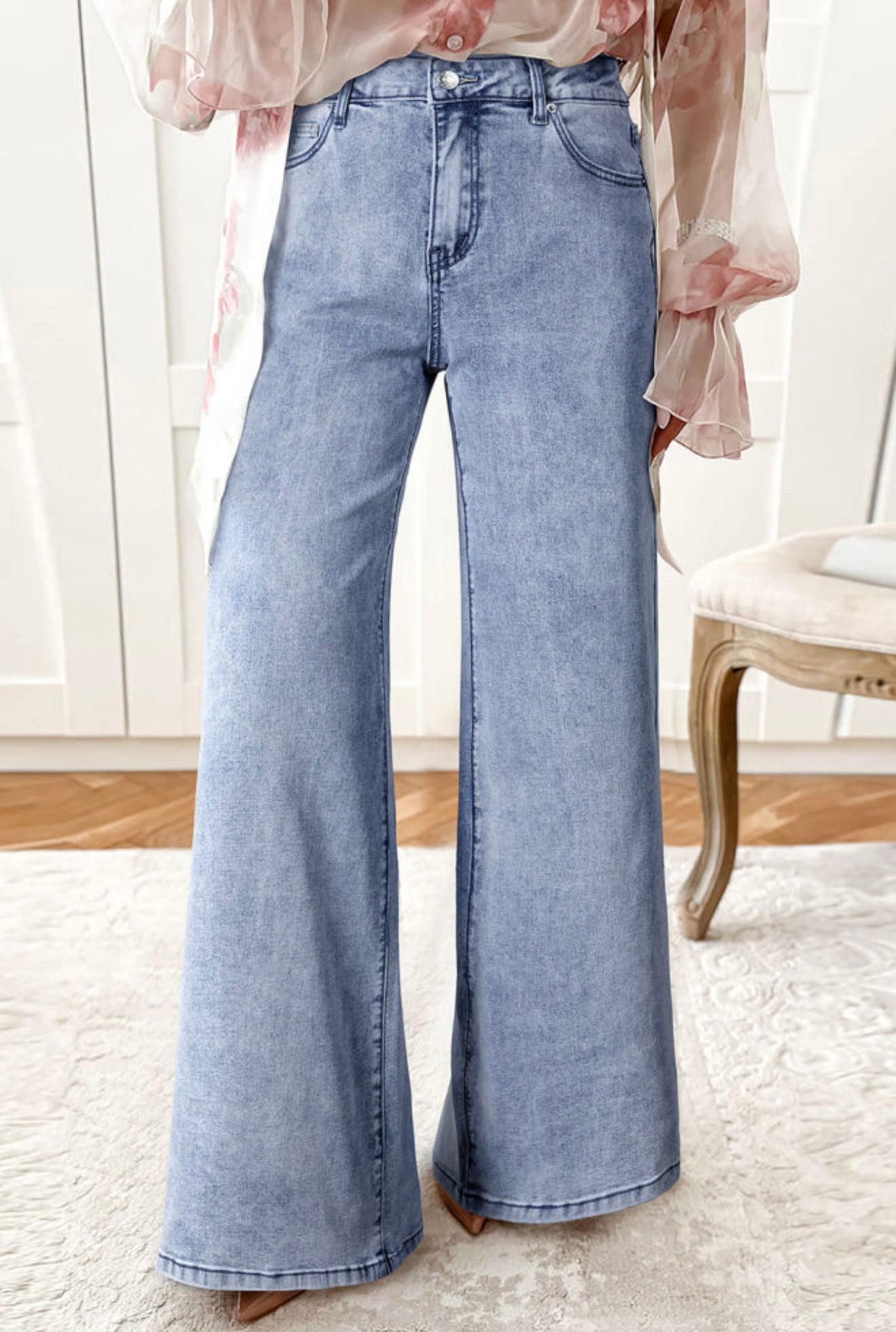 Belle Bottom Light-Wash Flares